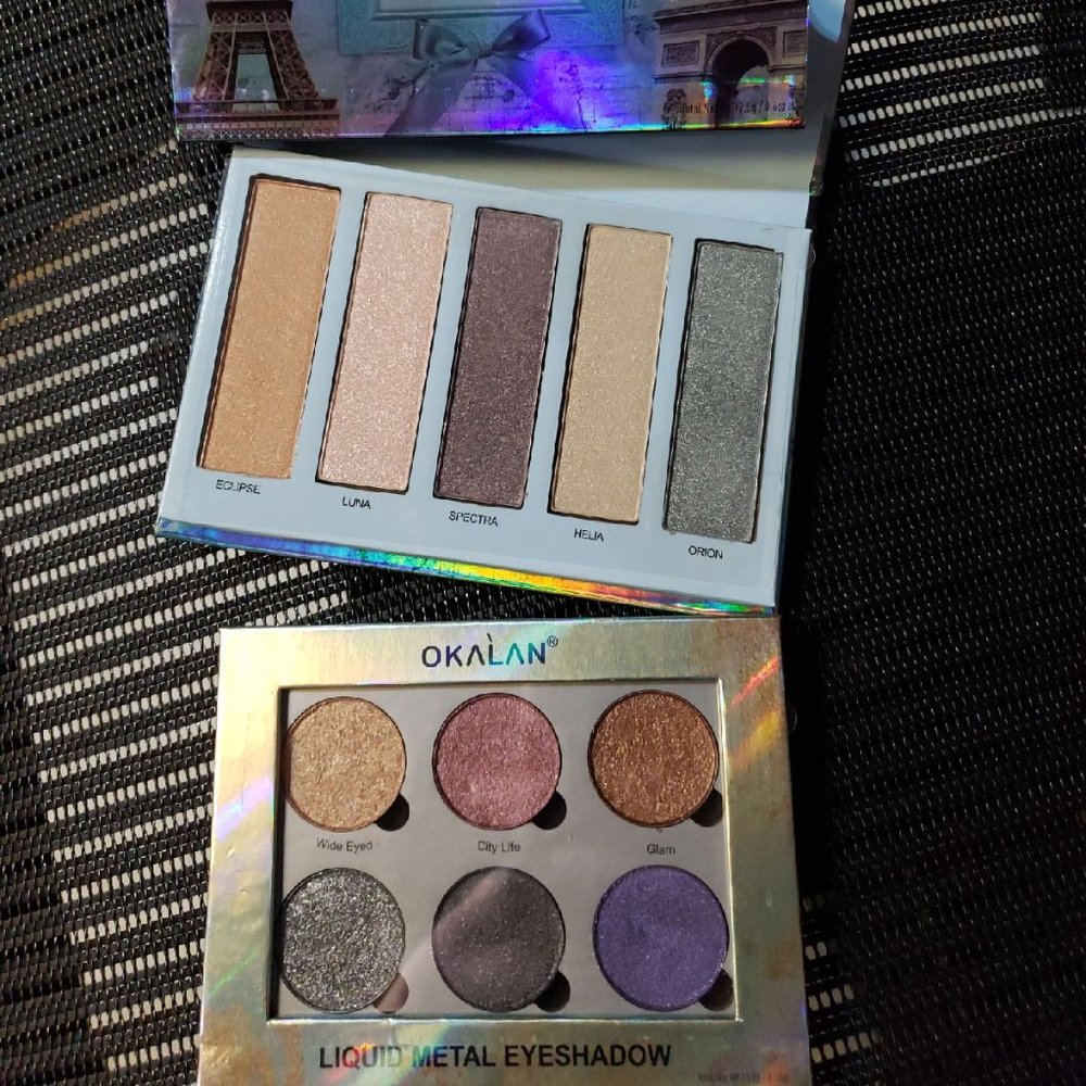 Highlighter & Eyeshadow Palette